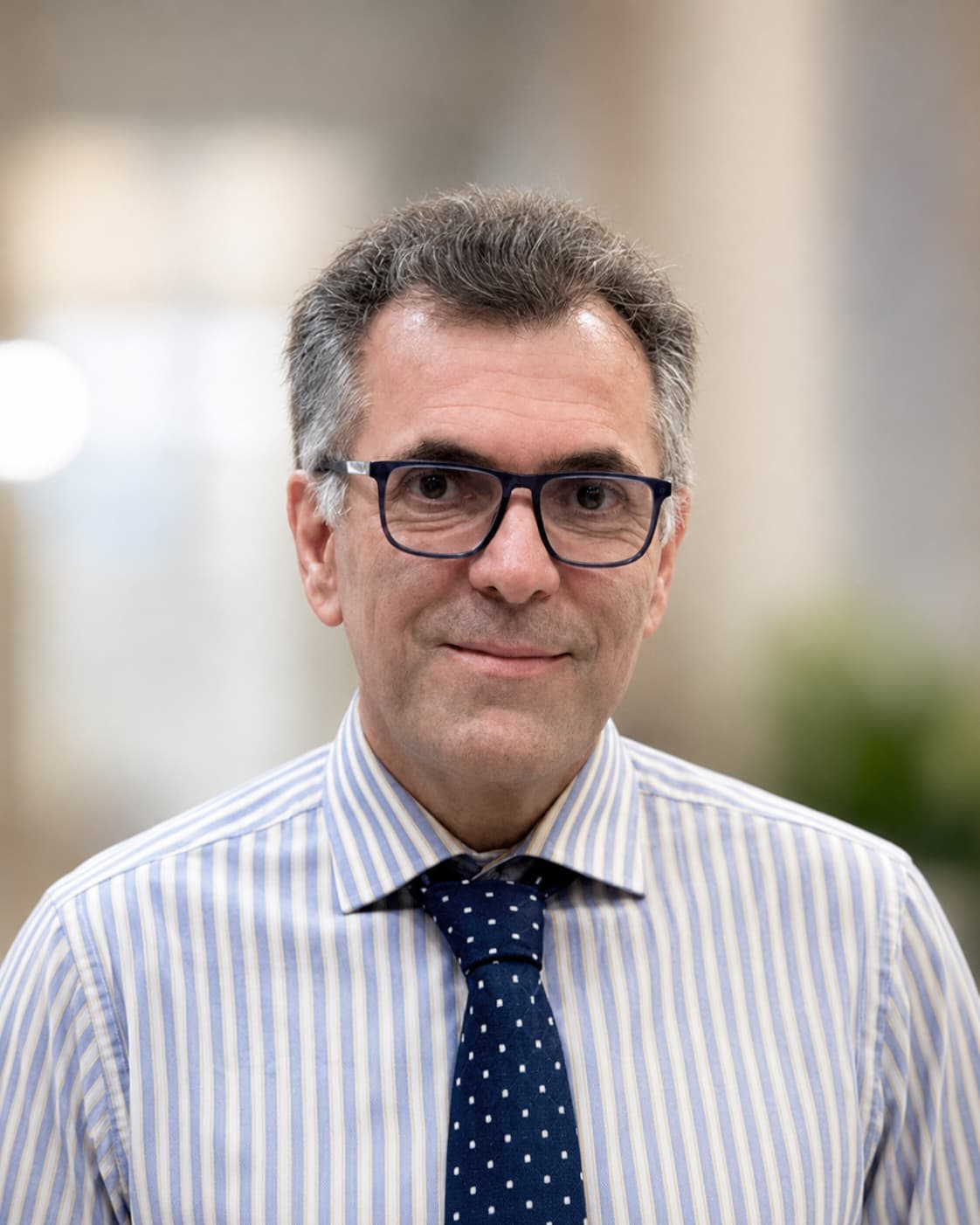 Dr. Mehdi Fard